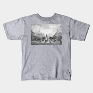 Os Aliados, Porto. 1935 (Monochrome) Kids T-Shirt